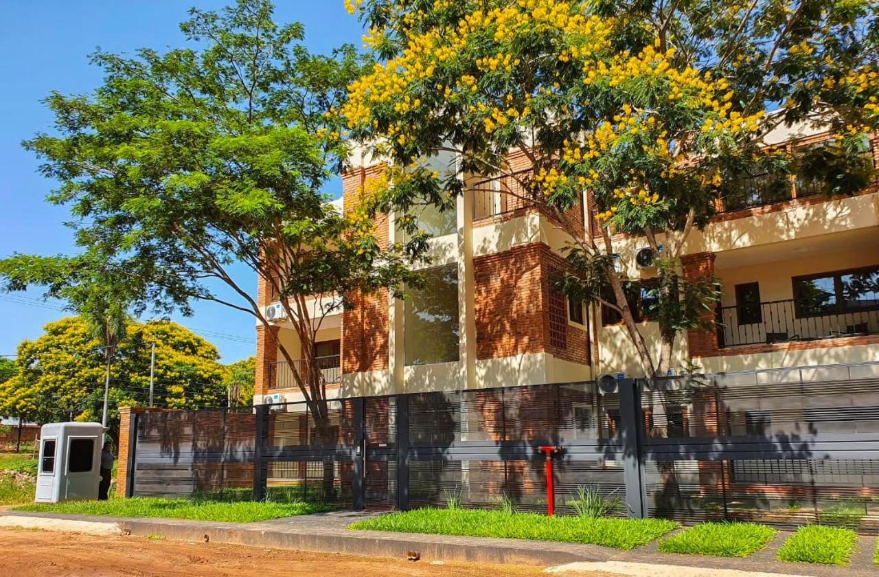 San Lorenzo de la Frontera Aparthotel Los Laureles מראה חיצוני תמונה